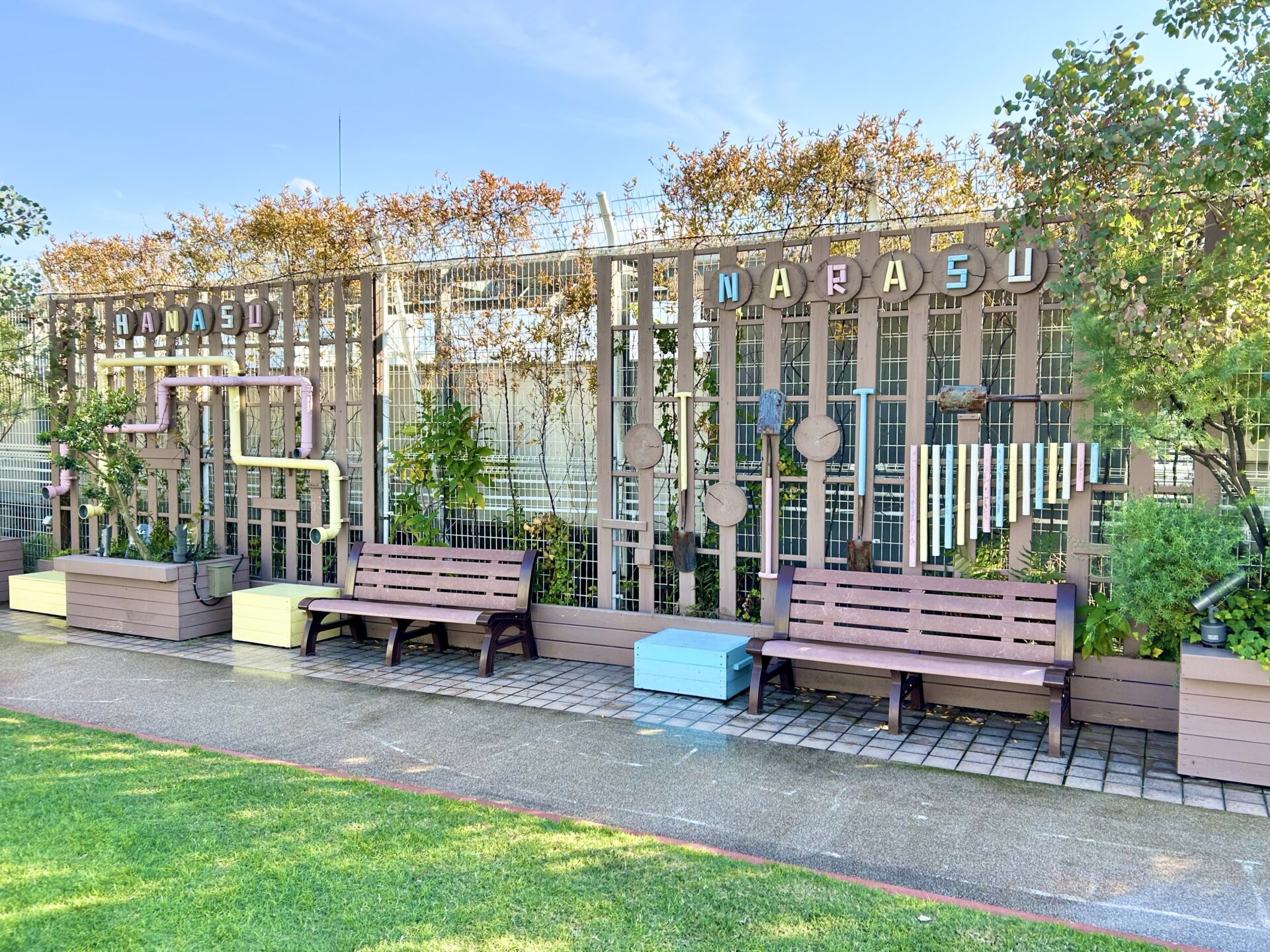 ことほっとてらす　屋上広場の様子